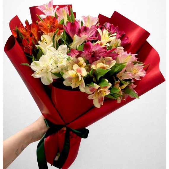Арт. 0707. Альстромерия 11шт, современное оформление Арт. 0707. Альстромерия 11шт, современное оформление